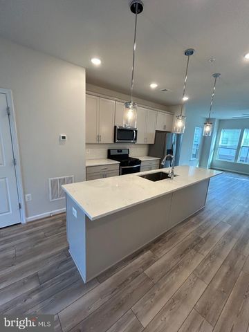 3398 CORMORANT DR, Laurel, MD 20724