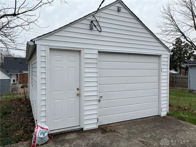 1722 Meriline Avenue, Dayton, OH 45410