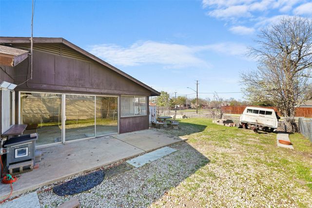 5202 Chestnut Place, Garland, TX 75043