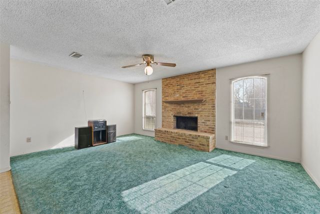 5202 Chestnut Place, Garland, TX 75043