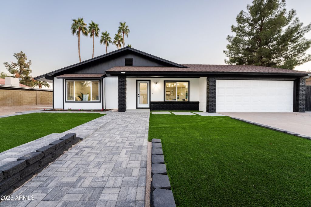 1743 W BUTLER Drive, Phoenix, AZ 85021