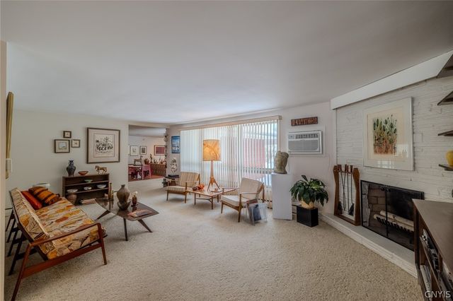 100 Augusta Drive, Cicero, NY 13212