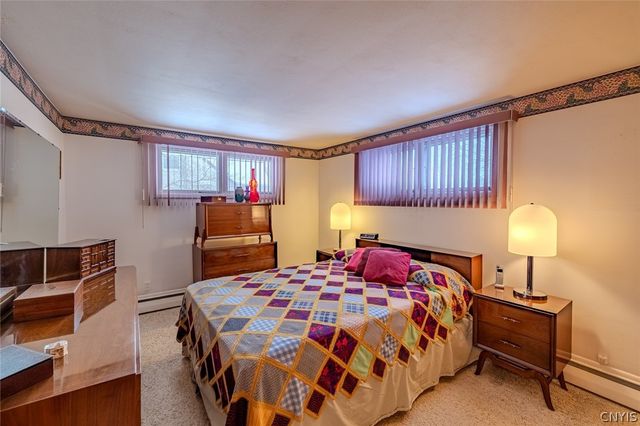 100 Augusta Drive, Cicero, NY 13212