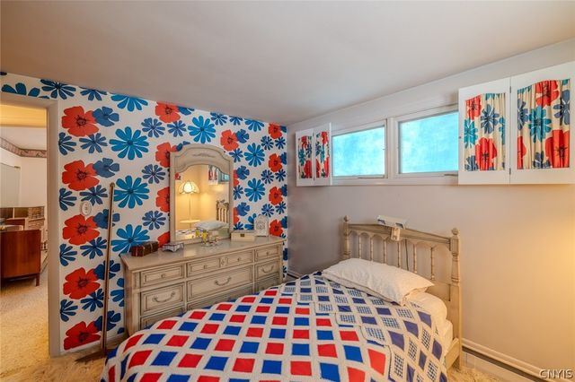 100 Augusta Drive, Cicero, NY 13212