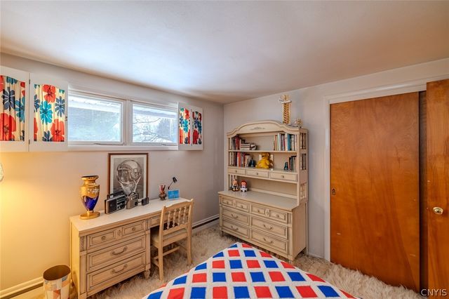 100 Augusta Drive, Cicero, NY 13212