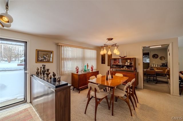 100 Augusta Drive, Cicero, NY 13212