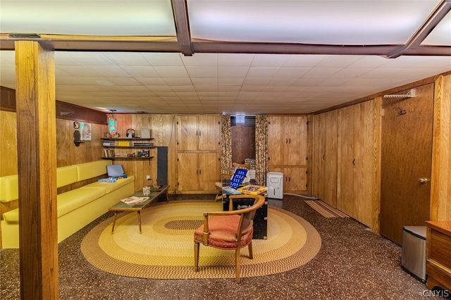 100 Augusta Drive, Cicero, NY 13212