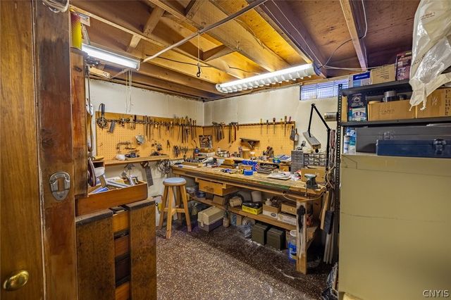 100 Augusta Drive, Cicero, NY 13212