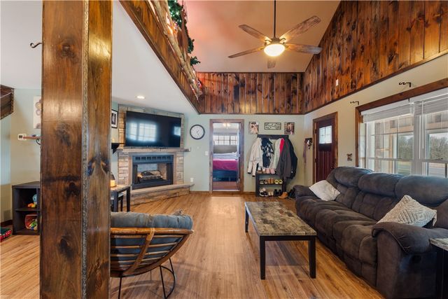 2200 Fort Hill Road, Phelps, NY 14532