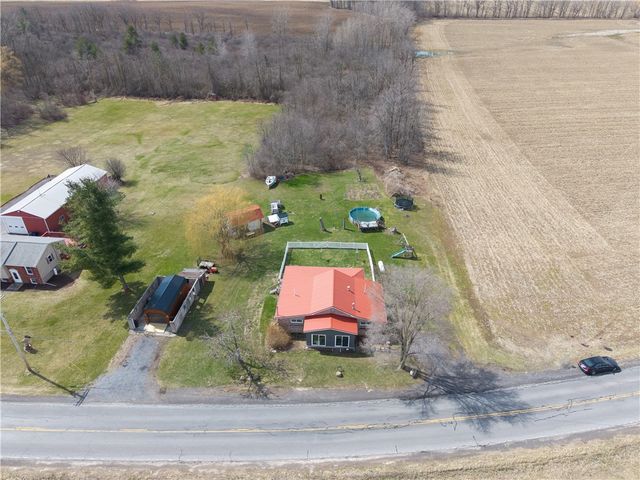 2200 Fort Hill Road, Phelps, NY 14532