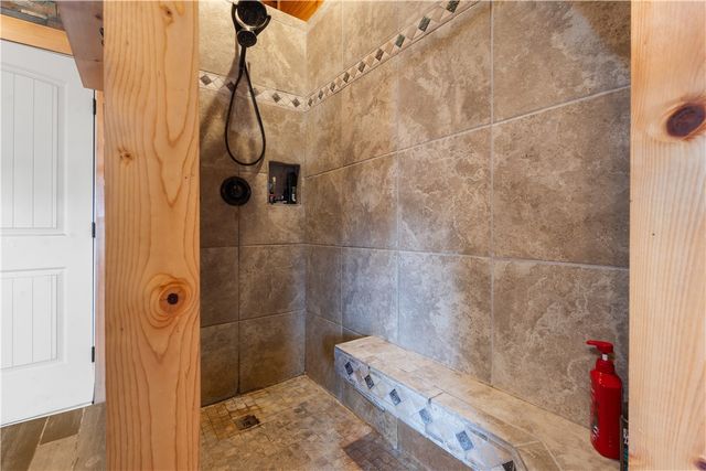 2200 Fort Hill Road, Phelps, NY 14532