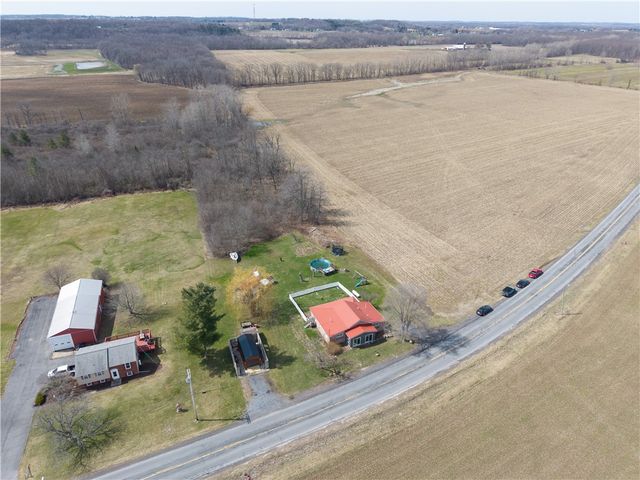 2200 Fort Hill Road, Phelps, NY 14532