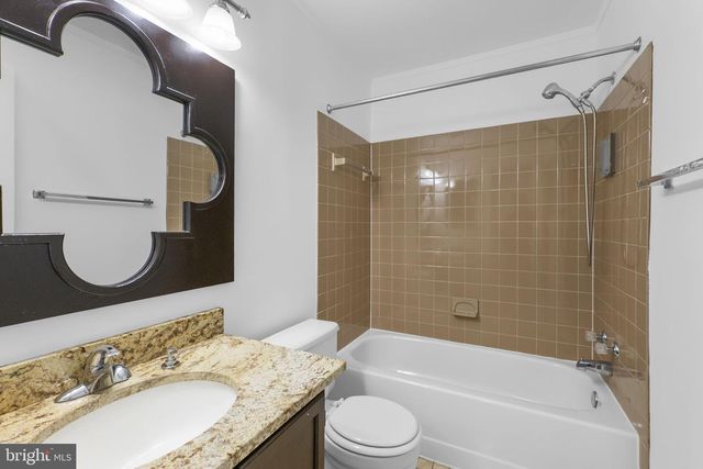 6476 SEWELLS ORCHARD DR, Columbia, MD 21045