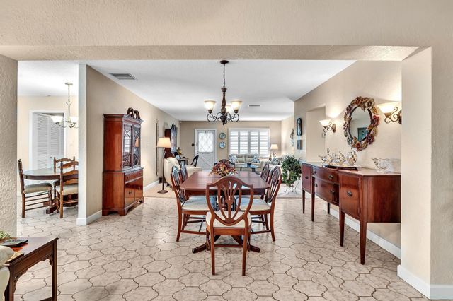 5800 NW 83rd Terrace, Tamarac, FL 33321