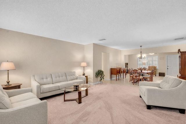 5800 NW 83rd Terrace, Tamarac, FL 33321