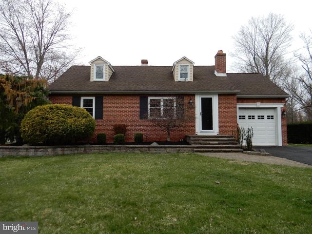 1215 LOWER STATE RD, North Wales, PA 19454