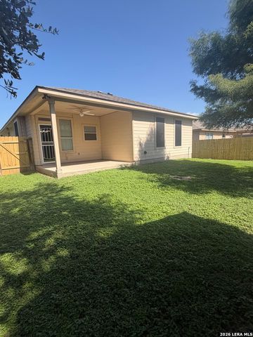 246 WING FLS, San Antonio, TX 78253