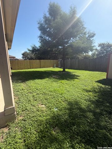 246 WING FLS, San Antonio, TX 78253