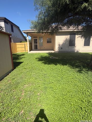 246 WING FLS, San Antonio, TX 78253