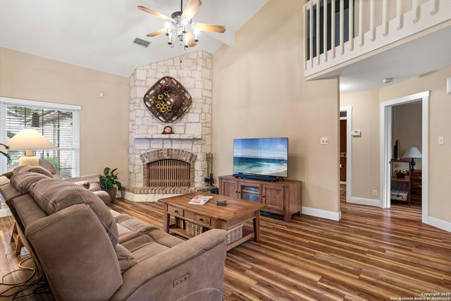 1510 Vista Azul, San Antonio, TX 78213