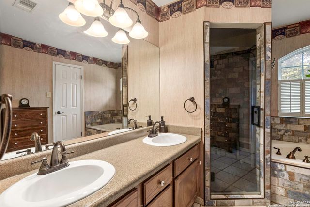 1510 Vista Azul, San Antonio, TX 78213