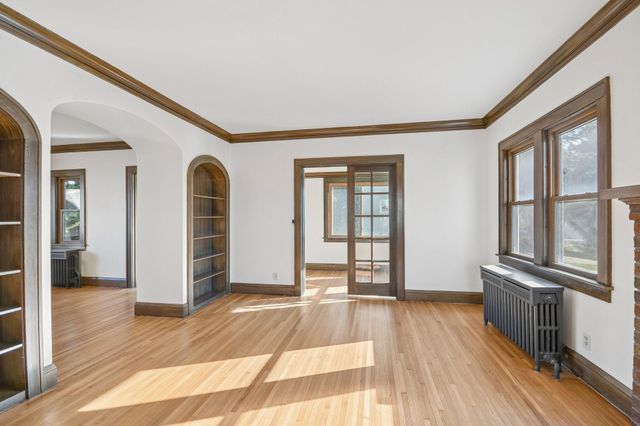 552 Fairview Avenue S, Saint Paul, MN 55116