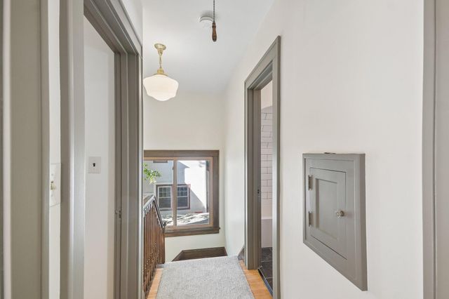 552 Fairview Avenue S, Saint Paul, MN 55116