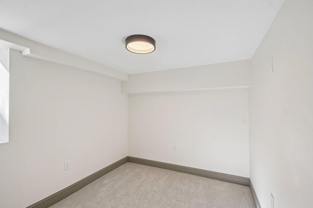 552 Fairview Avenue S, Saint Paul, MN 55116