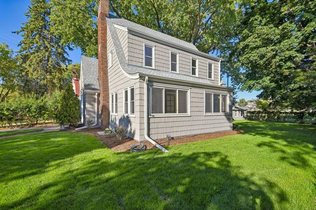 552 Fairview Avenue S, Saint Paul, MN 55116
