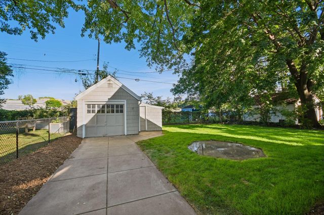 552 Fairview Avenue S, Saint Paul, MN 55116