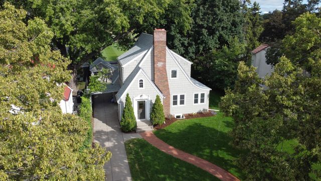 552 Fairview Avenue S, Saint Paul, MN 55116