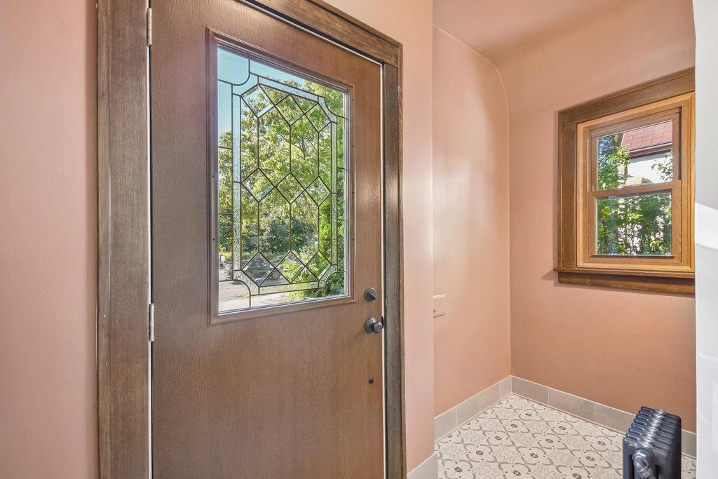 552 Fairview Avenue S, Saint Paul, MN 55116 — photo 5