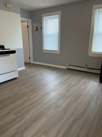 108 Capital St 1, Pawtucket, RI 02860