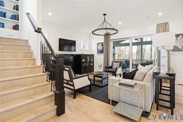 5112 Singing Bird Dr, Moseley, VA 23120