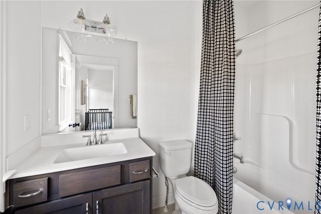 5112 Singing Bird Dr, Moseley, VA 23120