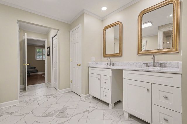 4629 Shys Hill Rd, Nashville, TN 37215