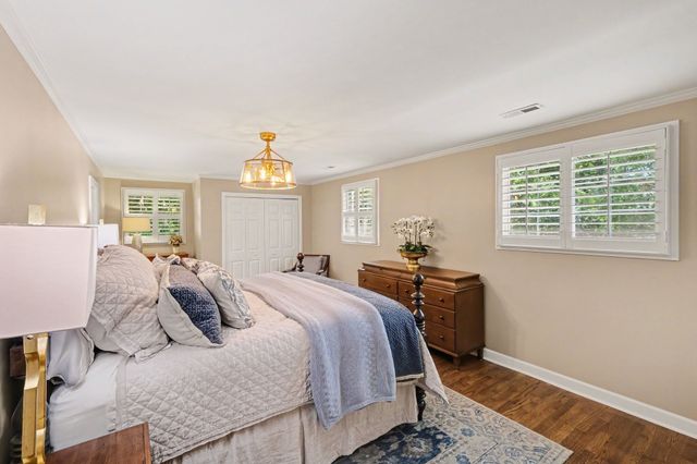 4629 Shys Hill Rd, Nashville, TN 37215