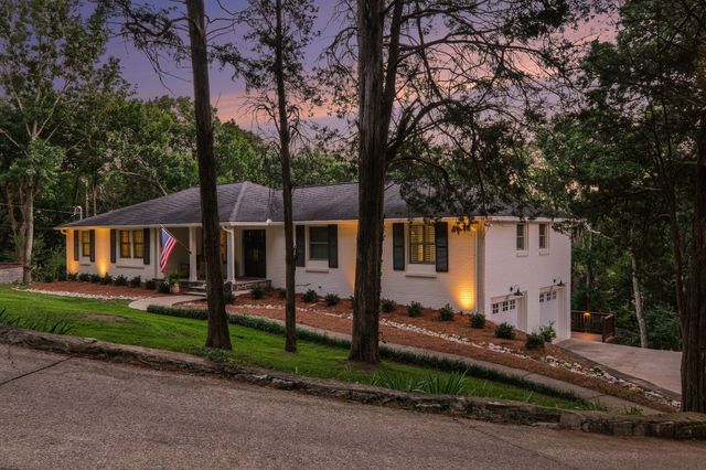 4629 Shys Hill Rd, Nashville, TN 37215