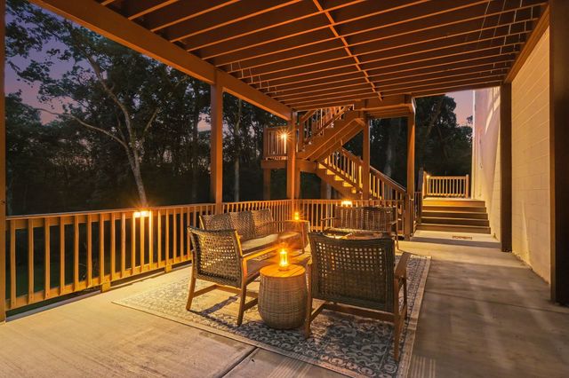 4629 Shys Hill Rd, Nashville, TN 37215