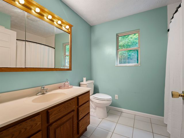 2105 Whites Creek Road, Prichard, WV 25555