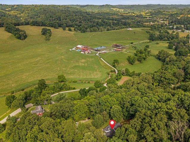 2105 Whites Creek Road, Prichard, WV 25555