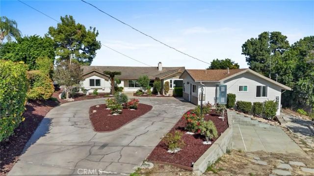 858 Reposado, La Habra Heights, CA 90631