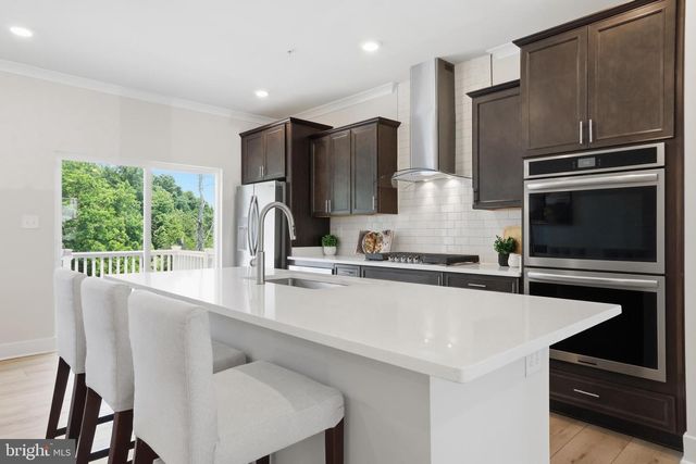 2403 WOODLANDS RD, Baltimore, MD 21244