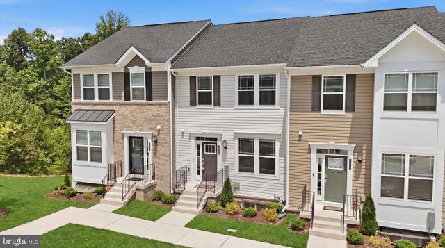 2403 WOODLANDS RD, Baltimore, MD 21244