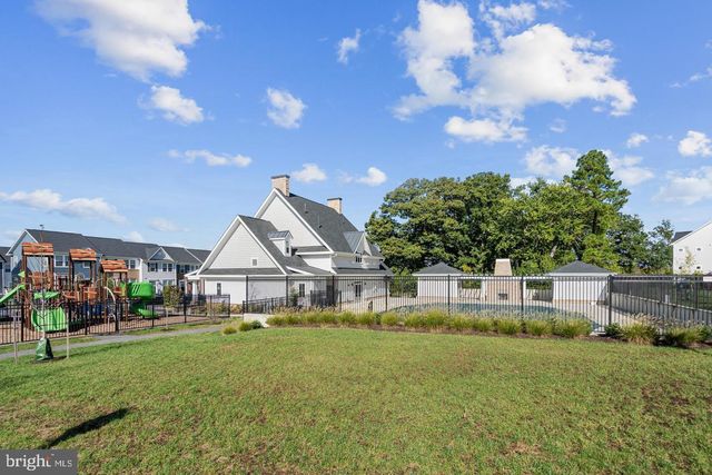 2403 WOODLANDS RD, Baltimore, MD 21244