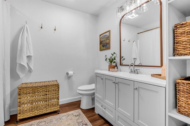 261 S Oakridge Drive, Cleveland, TX 77328