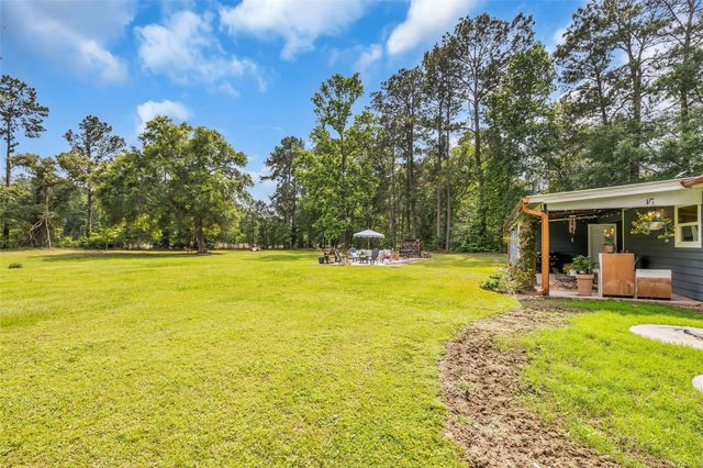 261 S Oakridge Drive, Cleveland, TX 77328