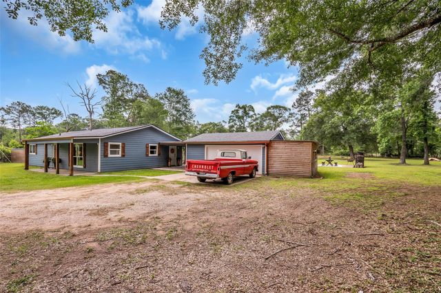 261 S Oakridge Drive, Cleveland, TX 77328