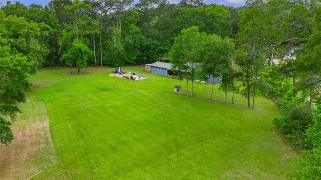261 S Oakridge Drive, Cleveland, TX 77328