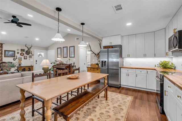 261 S Oakridge Drive, Cleveland, TX 77328